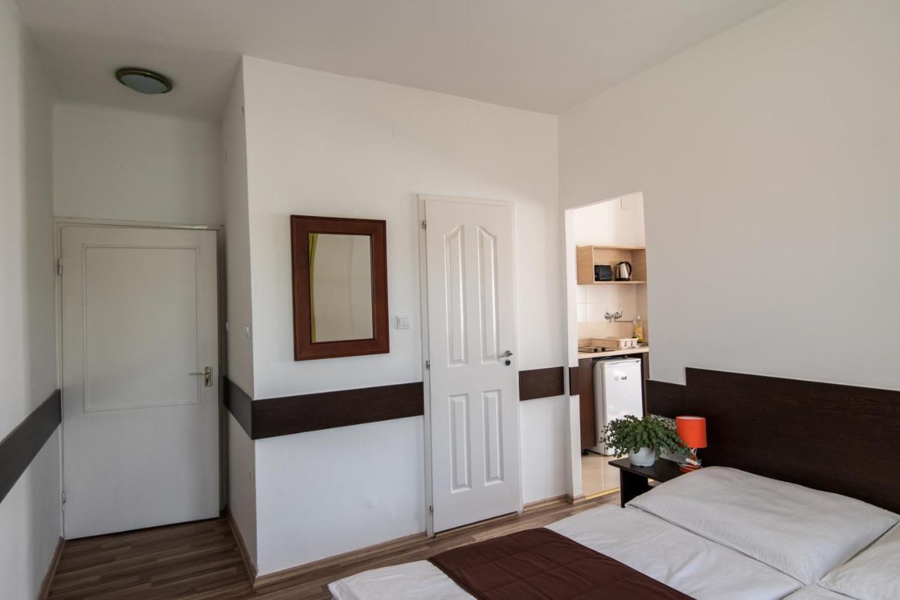 Hello Apartmanhaz Sopron Kültér fotó