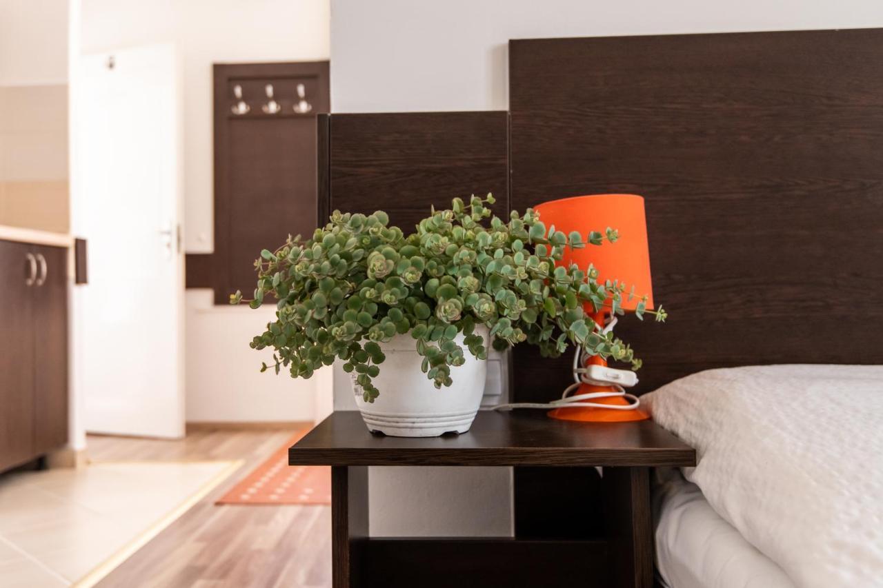 Hello Apartmanhaz Sopron Kültér fotó